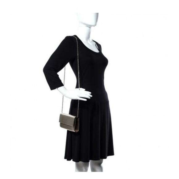 CHRISTIAN DIOR METALLIC ROSE PATENT MICRO-CANNAGE WALLET ON CHAIN*Full Set - Picture 4 of 16